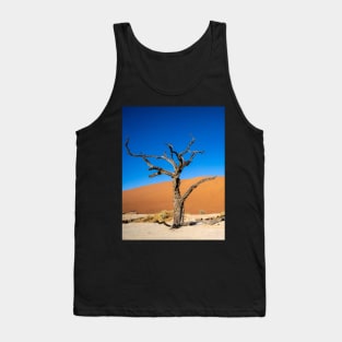 Gnarled tree. Tank Top